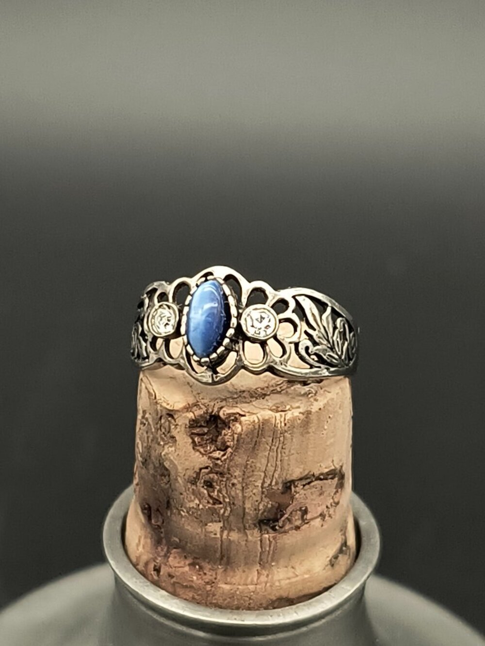 Vintage 925 Filigree Ring featuring a Blue Stone Cabochon